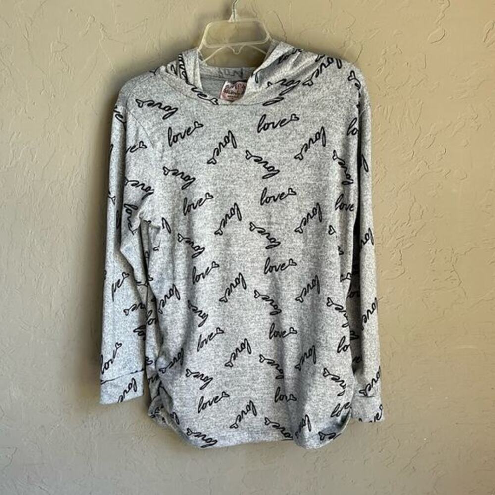 Love maternity super soft‎ hooded long sleeve size XL with love print